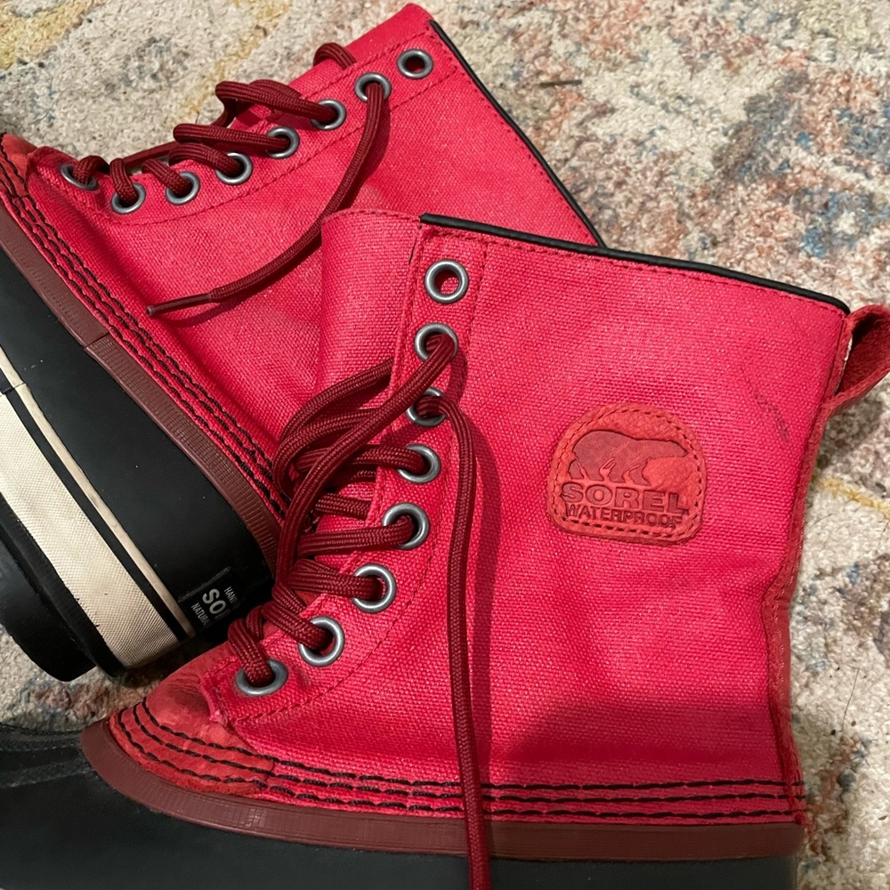 Sorry Rain Red Boot - Picture 3 of 6